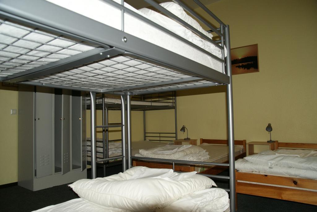 Albergue Happy Go Lucky + *