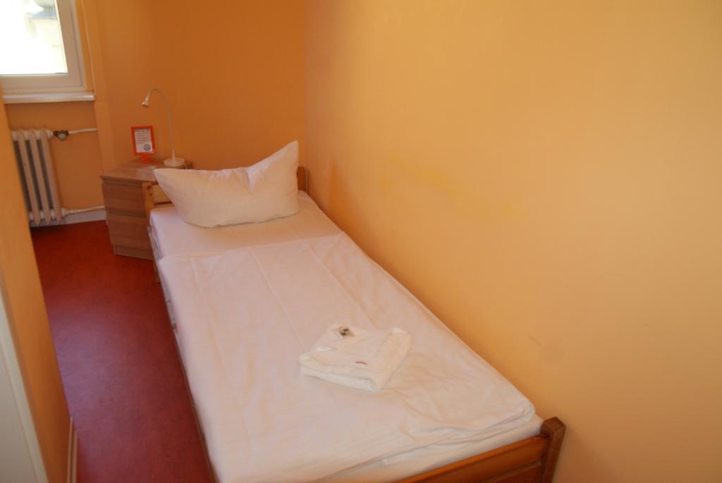 Albergue Happy Go Lucky + *