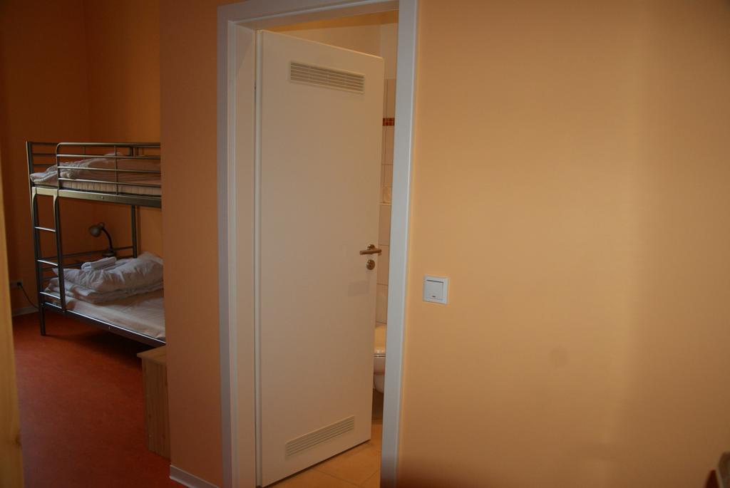 Albergue Happy Go Lucky + *